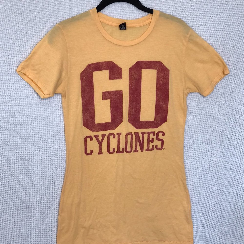 GO CYCLONES yellow 213 top Iowa State womens LARGE